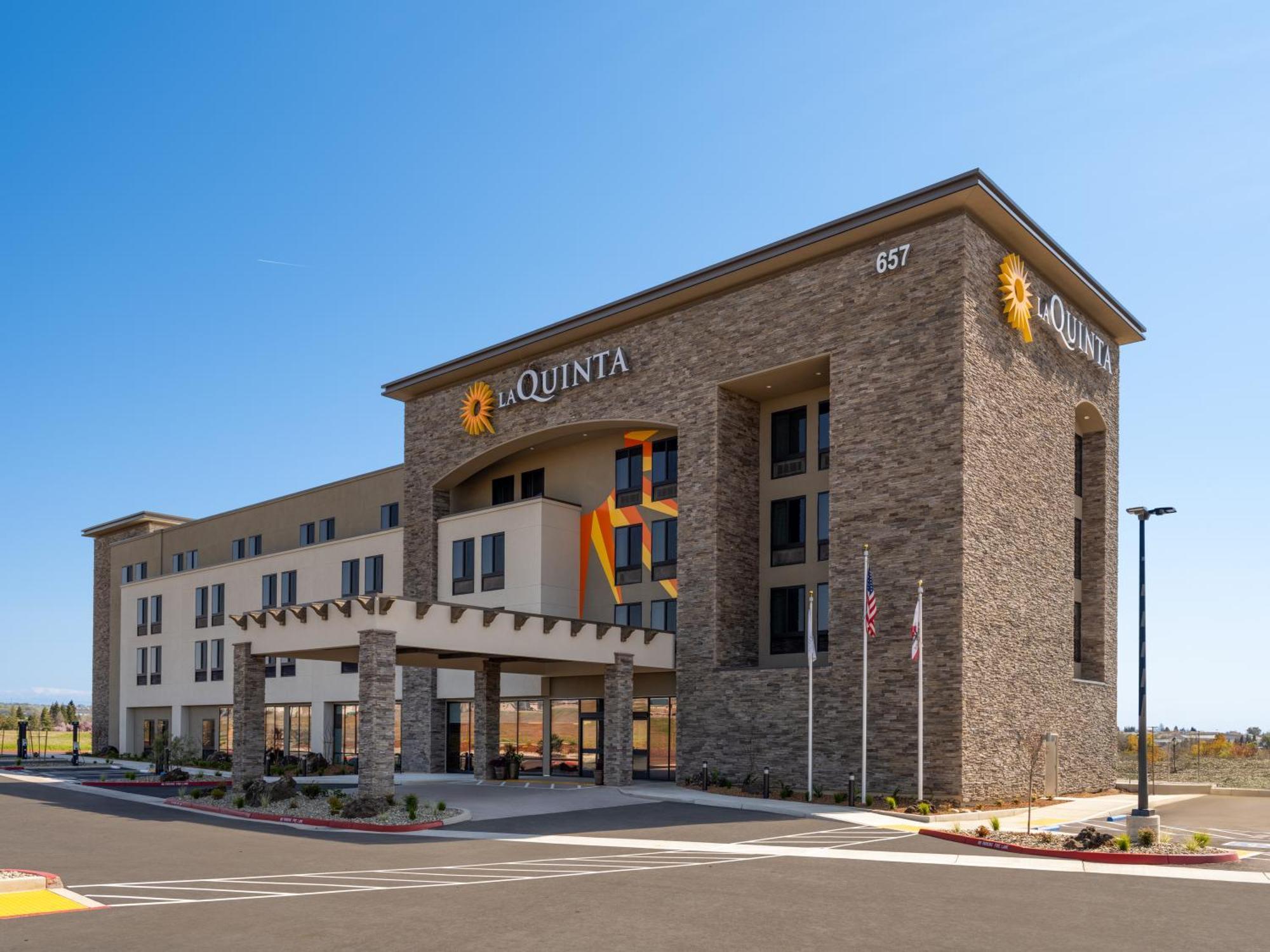 La Quinta Inn And Suites By Wyndham 링컨 외부 사진