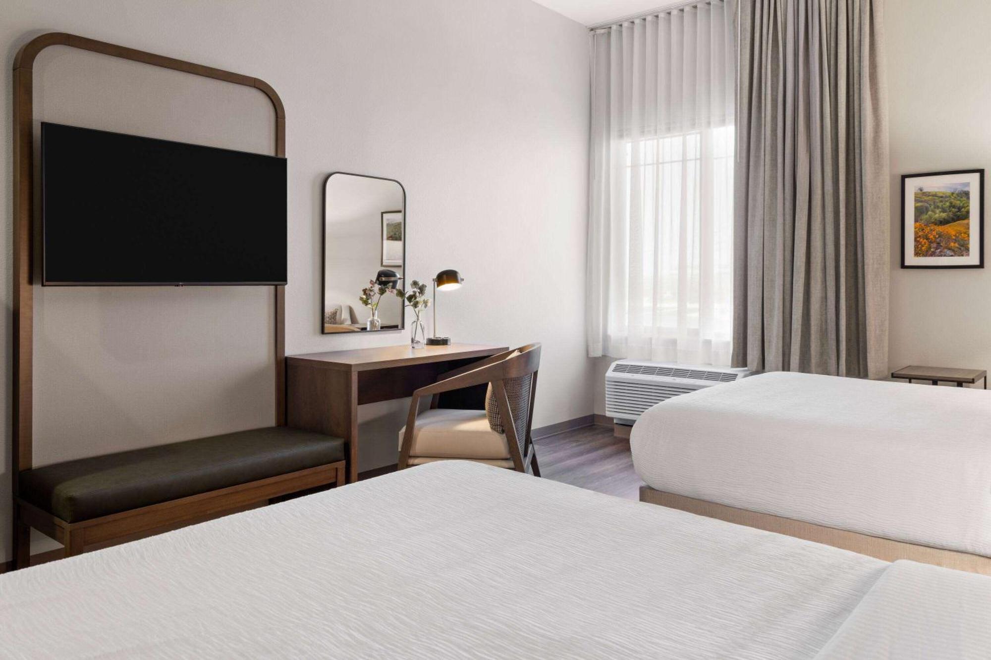 La Quinta Inn And Suites By Wyndham 링컨 외부 사진