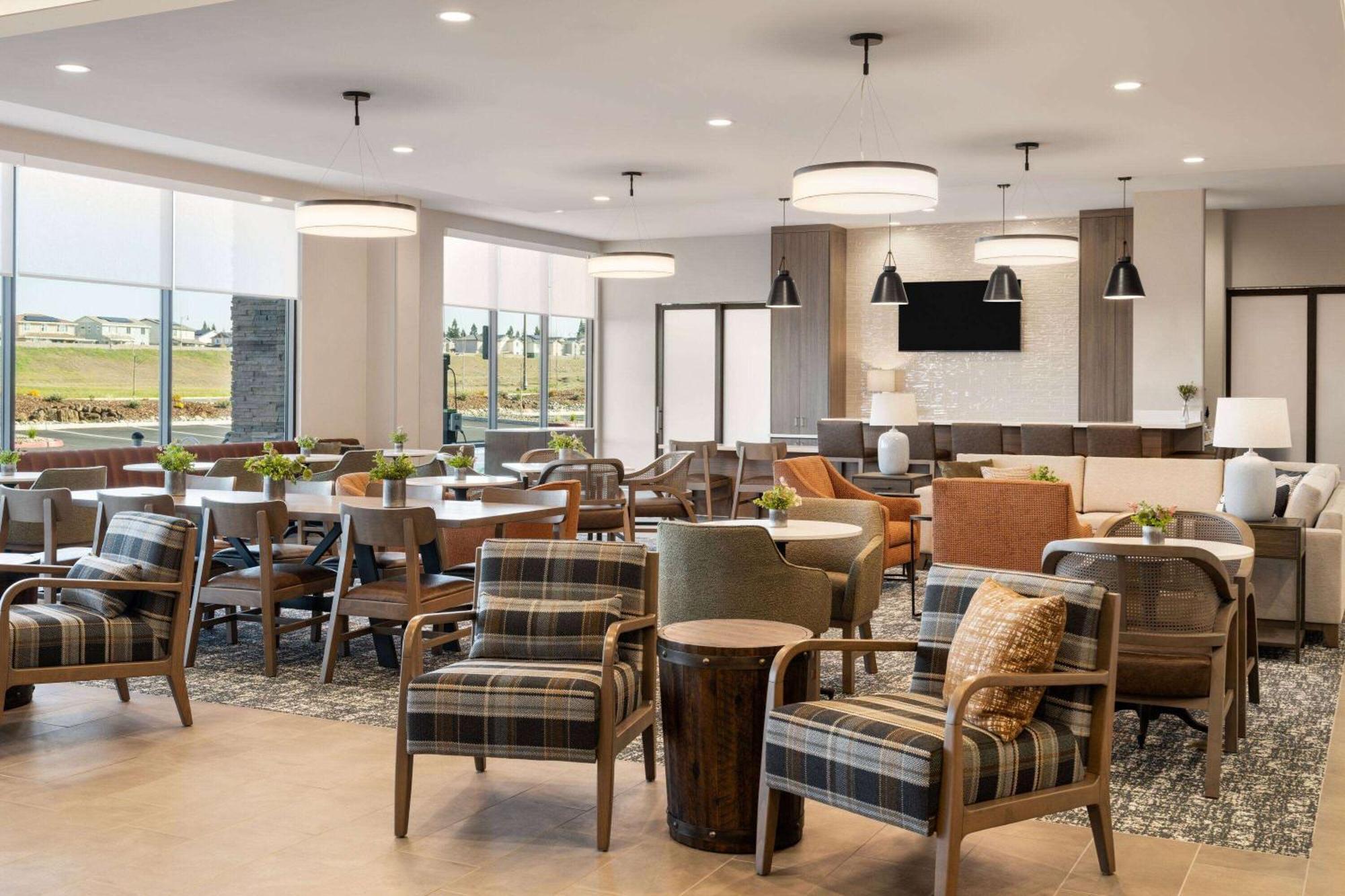 La Quinta Inn And Suites By Wyndham 링컨 외부 사진